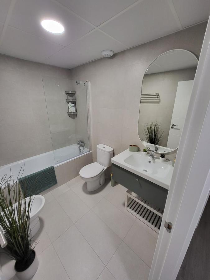 Alazan Jerez Iv-Parking Gratis-Wifi-Netflix Apartment เฮเรซ เด ลาฟรอนเตรา ภายนอก รูปภาพ