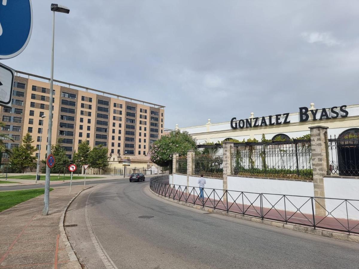 Alazan Jerez Iv-Parking Gratis-Wifi-Netflix Apartment เฮเรซ เด ลาฟรอนเตรา ภายนอก รูปภาพ